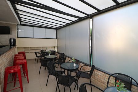 Apartamento para alugar com 60m², 2 quartos e 1 vagaÁrea comum - Churrasqueira