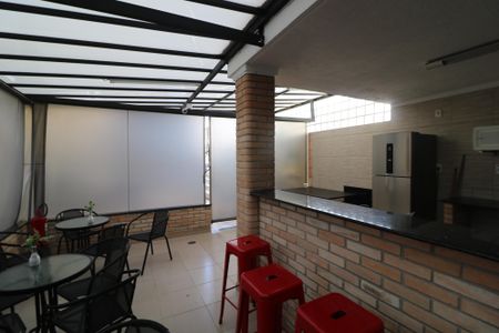 Apartamento para alugar com 60m², 2 quartos e 1 vagaÁrea comum - Churrasqueira