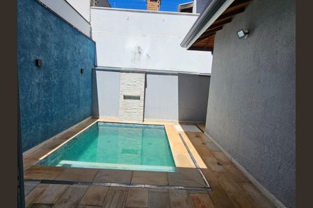 Casa de condomínio à venda com 200m², 3 quartos e 2 vagas Casa de condomínio à venda com 200m², 3 quartos e 2 vagasPiscina