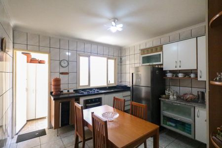 Apartamento à venda com 83m², 2 quartos e 2 vagas Apartamento à venda com 83m², 2 quartos e 2 vagasCozinha