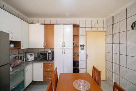 Apartamento à venda com 83m², 2 quartos e 2 vagas Apartamento à venda com 83m², 2 quartos e 2 vagasCozinha