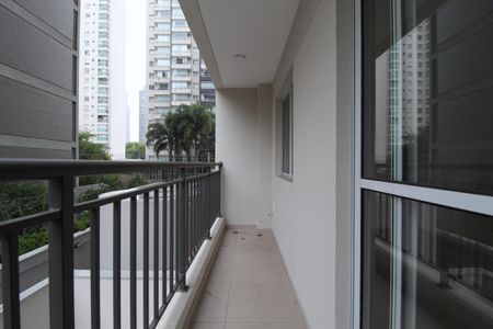 Varanda Studio de kitnet/studio para alugar com 1 quarto, 30m² em Vila Olímpia, São Paulo