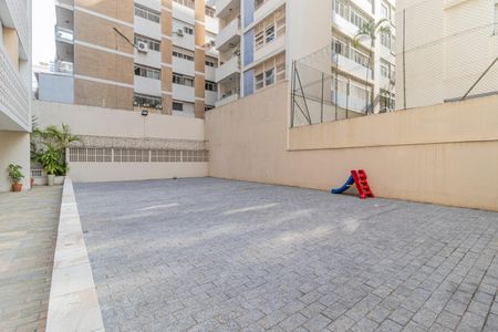 Studio para alugar com 78m², 1 quarto e 1 vaga Studio para alugar com 78m², 1 quarto e 1 vagaPlayground