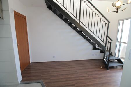 Apartamento para alugar com 110m², 2 quartos e 2 vagasSala