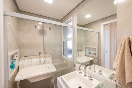 Apartamento à venda com 60m², 2 quartos e 2 vagasBanheiro Social