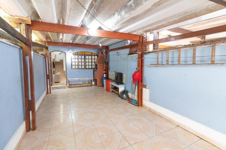 Casa à venda com 149m², 2 quartos e 2 vagas Casa à venda com 149m², 2 quartos e 2 vagasGaragem