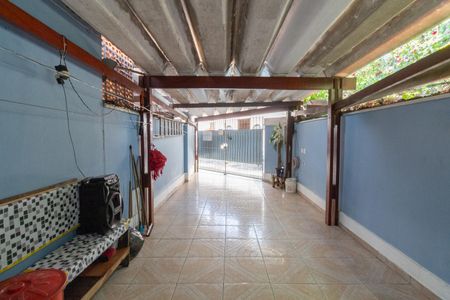 Casa à venda com 149m², 2 quartos e 2 vagas Casa à venda com 149m², 2 quartos e 2 vagasGaragem