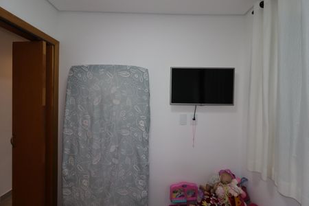 Quarto de apartamento à venda com 2 quartos, 69m² em Jardim Ocara, Santo André