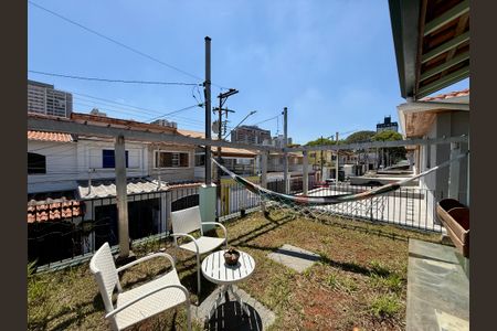 Casa à venda com 148m², 3 quartos e 2 vagas Casa à venda com 148m², 3 quartos e 2 vagasVaranda Quarto 3