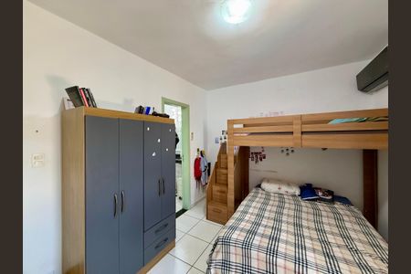 Casa à venda com 148m², 3 quartos e 2 vagas Casa à venda com 148m², 3 quartos e 2 vagasSuíte 1