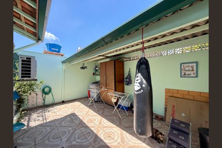 Casa à venda com 148m², 3 quartos e 2 vagas Casa à venda com 148m², 3 quartos e 2 vagasÁrea de Serviço