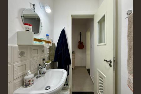 Casa à venda com 148m², 3 quartos e 2 vagas Casa à venda com 148m², 3 quartos e 2 vagasBanheiro Suíte 2