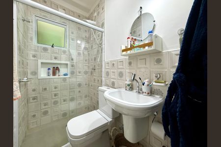 Casa à venda com 148m², 3 quartos e 2 vagas Casa à venda com 148m², 3 quartos e 2 vagasBanheiro Suíte 2