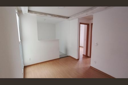Sala de apartamento para alugar com 2 quartos, 40m² em Parque Santa Rosa, Suzano