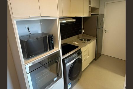 Cozinha  de apartamento para alugar com 1 quarto, 25m² em Jardim São Paulo, São Paulo