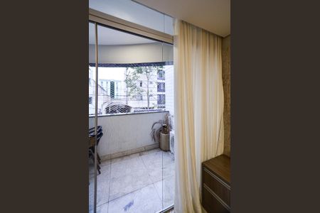 Varanda Sala de apartamento à venda com 2 quartos, 79m² em Sagrada Família, Belo Horizonte