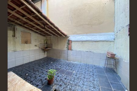 Casa à venda com 70m², 2 quartos e 1 vagaVaranda