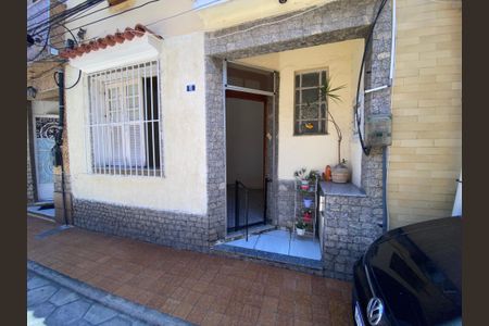 Casa à venda com 70m², 2 quartos e 1 vagaFrente 