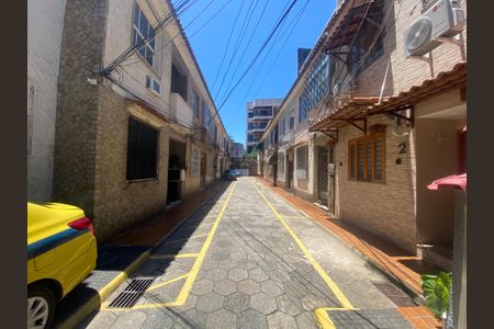 Casa à venda com 70m², 2 quartos e 1 vagaGaragem