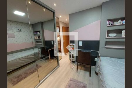 Apartamento à venda com 139m², 3 quartos e 2 vagas Apartamento à venda com 139m², 3 quartos e 2 vagasQuarto