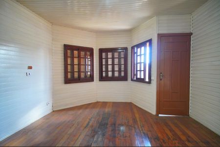 Casa para alugar com 190m², 4 quartos e 4 vagasSala