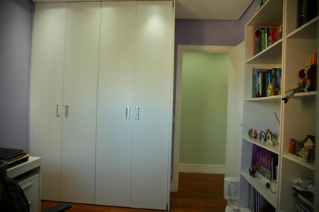 Apartamento à venda com 190m², 3 quartos e 3 vagasSuíte  2