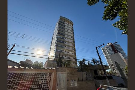 Apartamento à venda com 190m², 3 quartos e 3 vagas Apartamento à venda com 190m², 3 quartos e 3 vagasFachada e Portaria