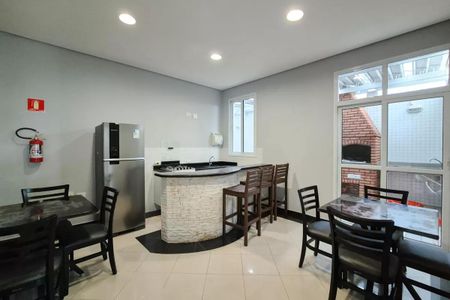 Apartamento à venda com 190m², 3 quartos e 3 vagas Apartamento à venda com 190m², 3 quartos e 3 vagasÁrea comum - Salão de festas