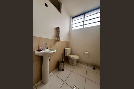 Apartamento à venda com 106m², 3 quartos e sem vaga Apartamento à venda com 106m², 3 quartos e sem vagaBanheiro