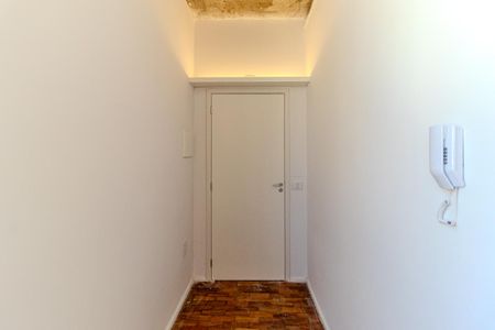 Corredor de apartamento para alugar com 1 quarto, 46m² em República, São Paulo