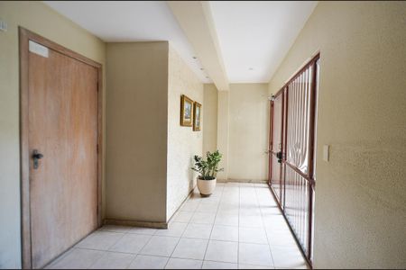 Apartamento à venda com 90m², 3 quartos e 1 vagaHall de entrada