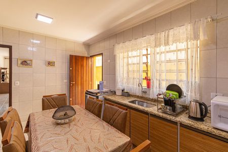 Casa à venda com 118m², 3 quartos e 2 vagasCozinha