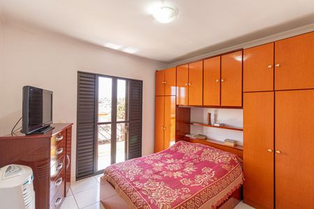 Casa à venda com 118m², 3 quartos e 2 vagasSuíte 2