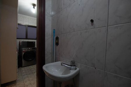 Apartamento à venda com 208m², 4 quartos e 2 vagas Apartamento à venda com 208m², 4 quartos e 2 vagasBanheiro 3