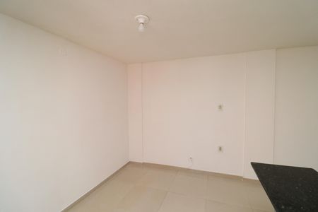 Sala de apartamento para alugar com 2 quartos, 70m² em Ilha do Governador, Rio de Janeiro