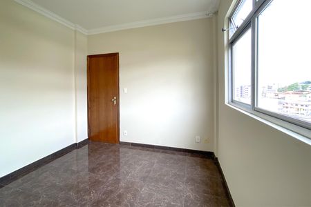 Apartamento à venda com 99m², 4 quartos e 1 vagaQuarto 2
