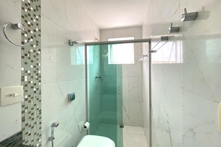 Apartamento à venda com 99m², 4 quartos e 1 vagaBanheiro da Suíte 1