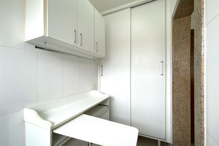 Apartamento à venda com 99m², 4 quartos e 1 vagaÁrea de Serviço