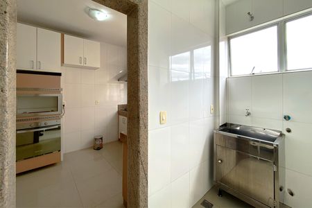 Apartamento à venda com 99m², 4 quartos e 1 vagaÁrea de Serviço