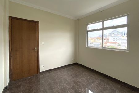 Apartamento à venda com 99m², 4 quartos e 1 vagaQuarto 2