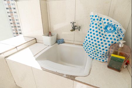 Apartamento à venda com 53m², 1 quarto e sem vaga Apartamento à venda com 53m², 1 quarto e sem vagaÁrea de Serviço