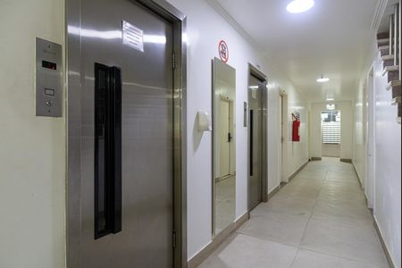 Apartamento à venda com 53m², 1 quarto e sem vaga Apartamento à venda com 53m², 1 quarto e sem vagaÁrea comum - Elevadores