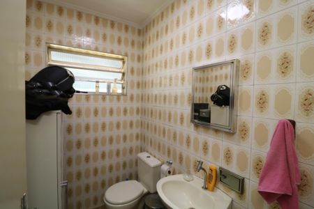 Casa à venda com 148m², 3 quartos e 2 vagasLavabo