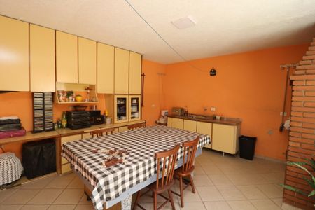 Casa à venda com 148m², 3 quartos e 2 vagasChurrasqueira