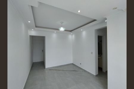 Sala de apartamento para alugar com 3 quartos, 67m² em Jardim Maria Estela, São Paulo