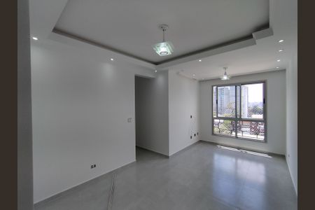 Sala de apartamento para alugar com 3 quartos, 67m² em Jardim Maria Estela, São Paulo