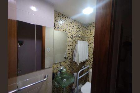 Casa à venda com 144m², 3 quartos e 7 vagas