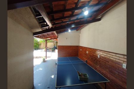 Casa à venda com 144m², 3 quartos e 7 vagas
