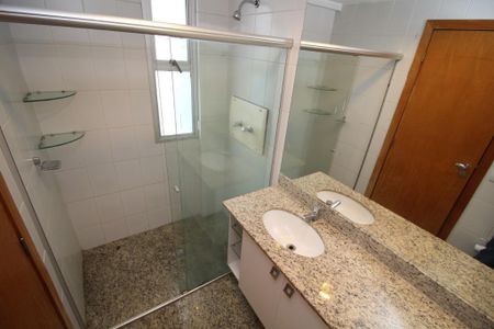 Apartamento à venda com 106m², 3 quartos e 2 vagas Apartamento à venda com 106m², 3 quartos e 2 vagasBanho Suíte