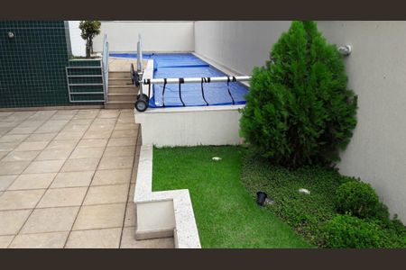 Apartamento à venda com 106m², 3 quartos e 2 vagas Apartamento à venda com 106m², 3 quartos e 2 vagasPiscina